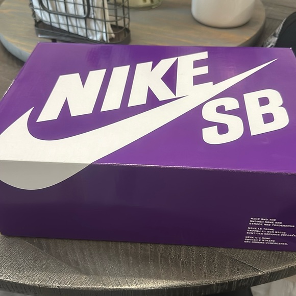 Supreme Nike Blazers - Picture 2 of 4